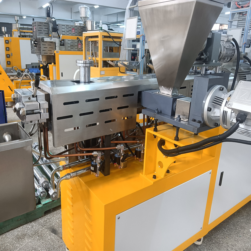 ZS-433-35双螺杆挤出机侧喂料